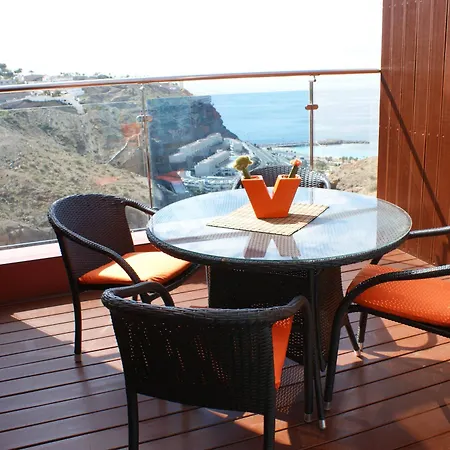 De Amadores Puerto Rico (Gran Canaria)