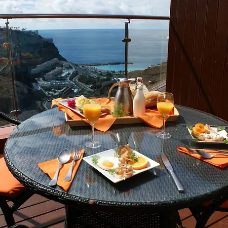 Hotell De Amadores 3*