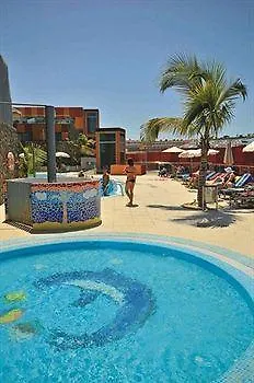 De Amadores 4*