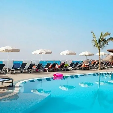 De Amadores Resort 4*