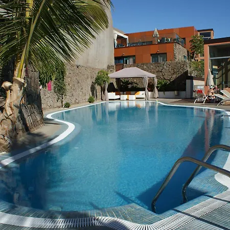 De Amadores Resort 4*